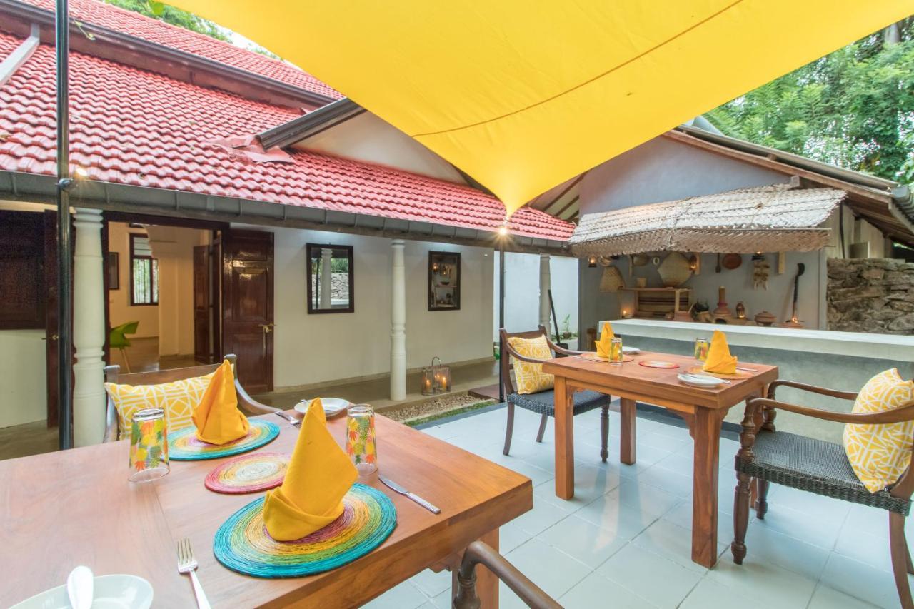 The Pineapple Villa Gampaha Exteriér fotografie